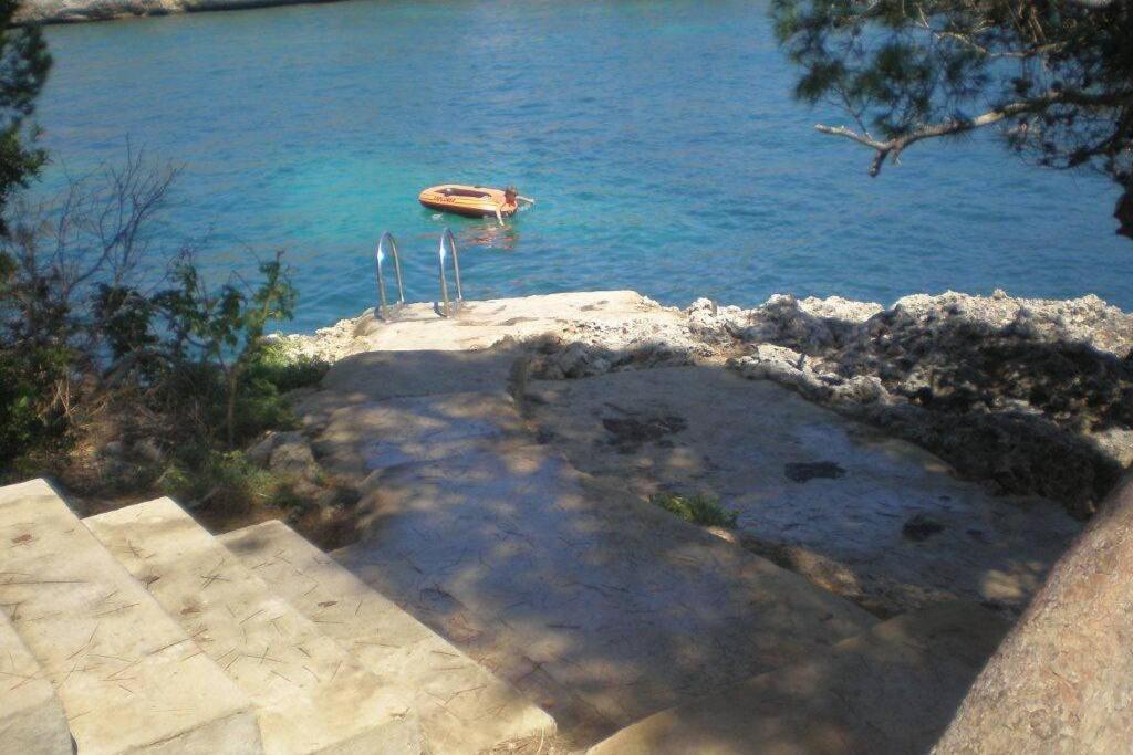 Sea Frontline Apartment 'Ernesto'. Pool. Wifi Santanyi Bagian luar foto