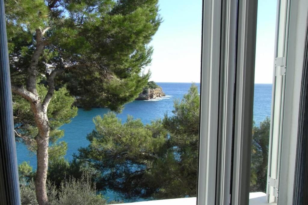 Sea Frontline Apartment 'Ernesto'. Pool. Wifi Santanyi Bagian luar foto