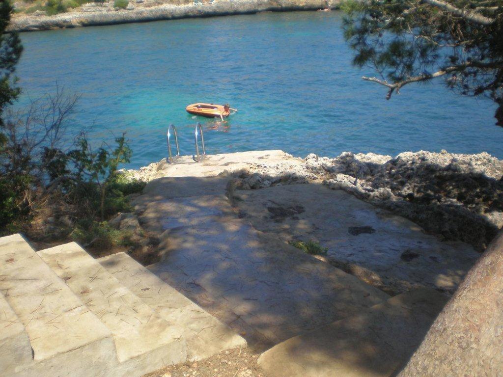 Sea Frontline Apartment 'Ernesto'. Pool. Wifi Santanyi Bagian luar foto