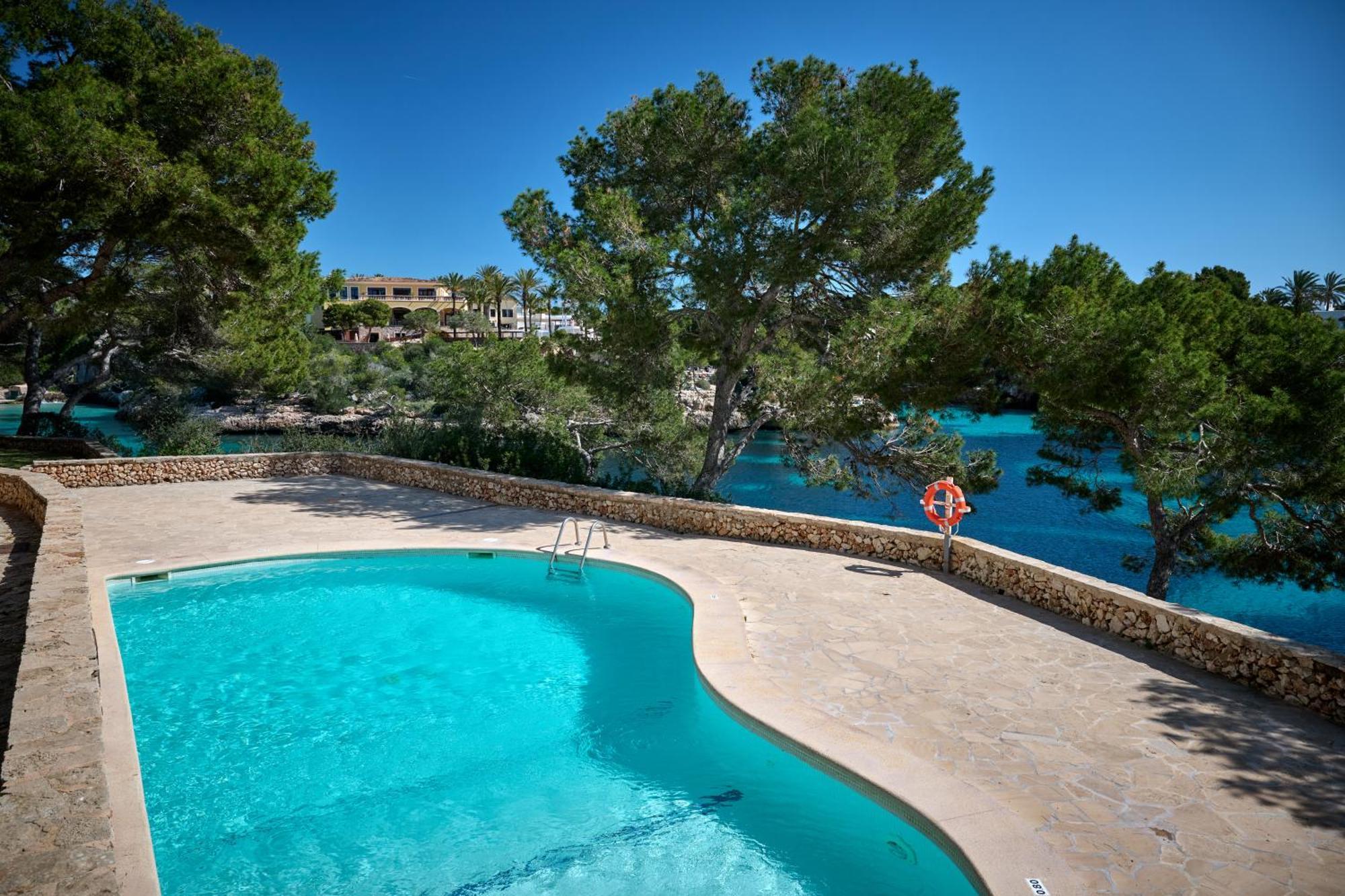 Sea Frontline Apartment 'Ernesto'. Pool. Wifi Santanyi Bagian luar foto