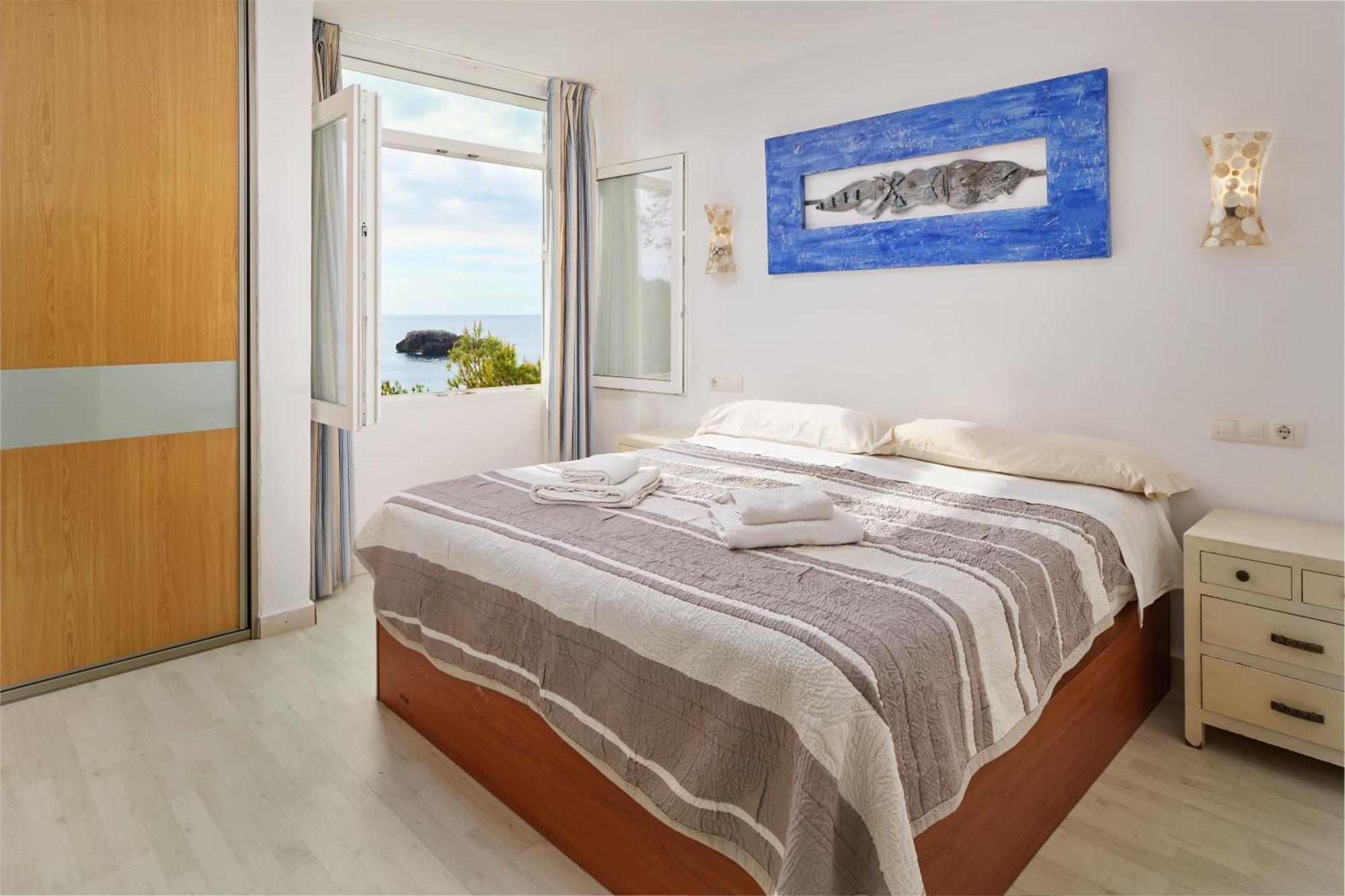 Sea Frontline Apartment 'Ernesto'. Pool. Wifi Santanyi Bagian luar foto