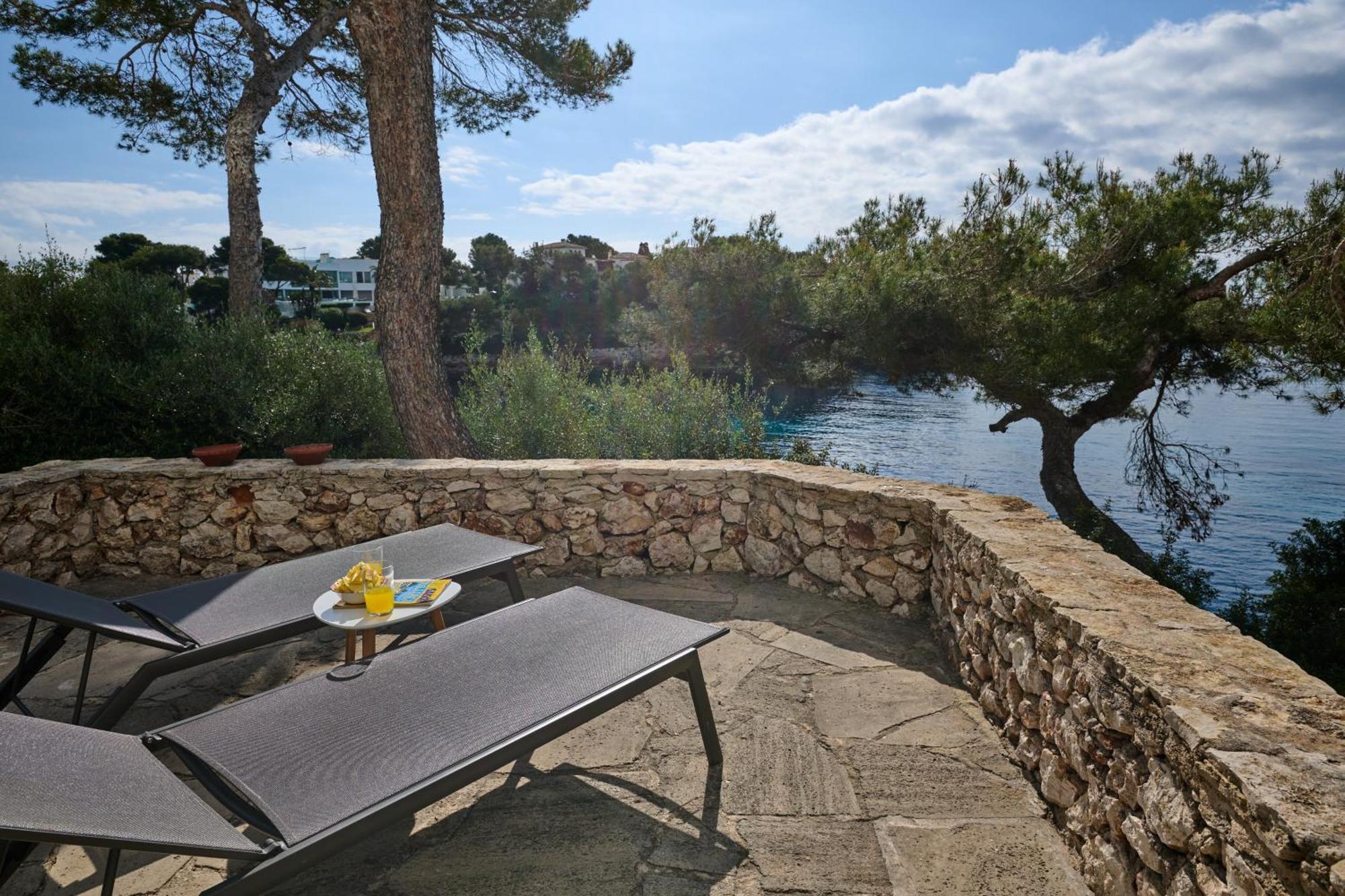 Sea Frontline Apartment 'Ernesto'. Pool. Wifi Santanyi Bagian luar foto